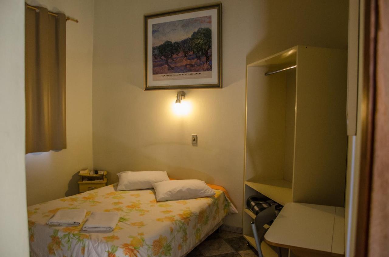 Hotel Pousada Do Leao Lencois Paulista Esterno foto