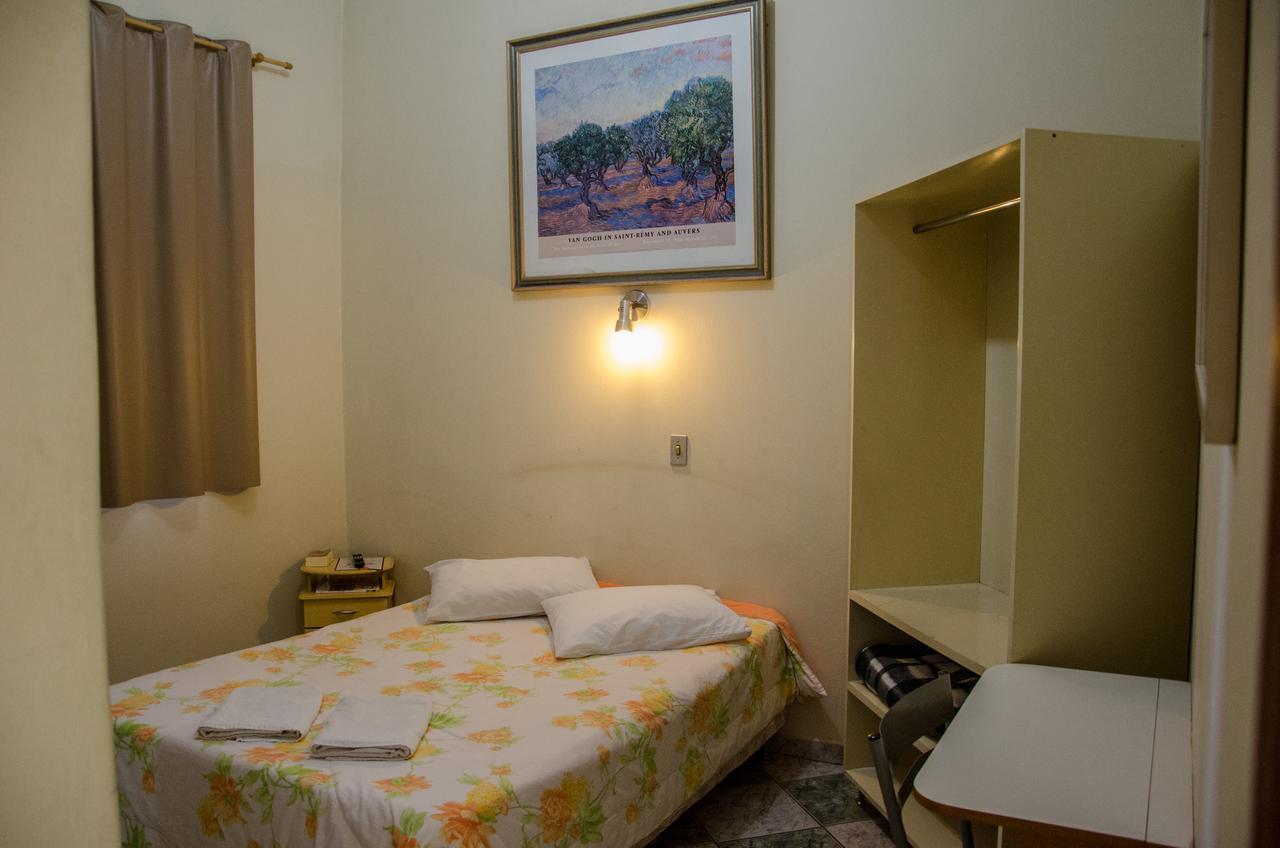 Hotel Pousada Do Leao Lencois Paulista Esterno foto